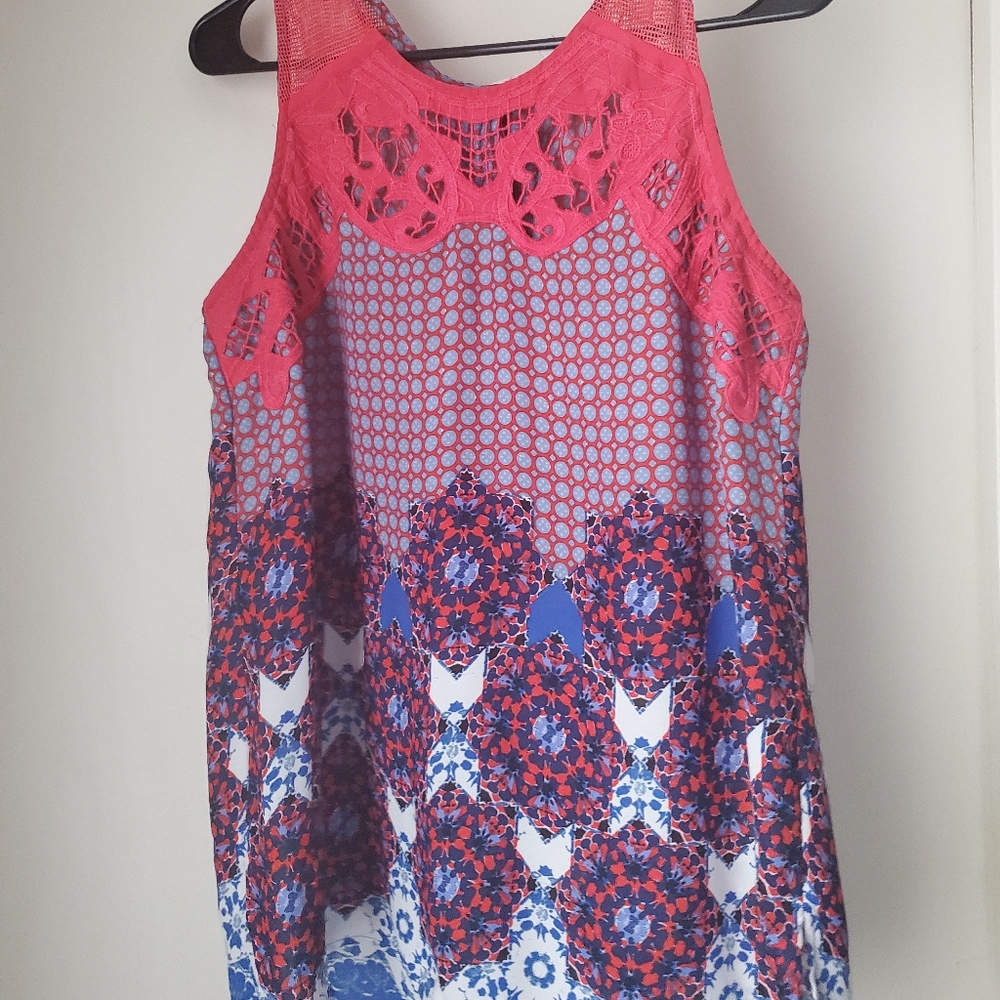 Tanktop with button back